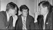 Robert, Edward e John Kennedy em meados de 1962 - Getty Images