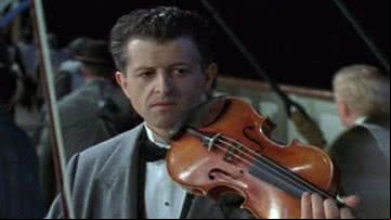 Instrumento usado em cena icônica de Titanic é vendido por mais de R$ 400 mil em leilão - Reprodução