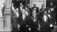 Washington Luís (ao centro com a faixa presidencial) em 1926 - Domínio público/Revista Fon Fon