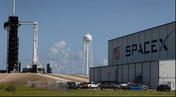 Fotografia do foguete da SpaceX no Kennedy Space Center, da NASA - Getty Images